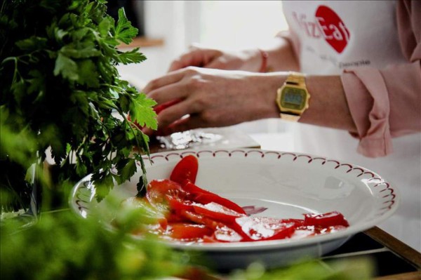 El 'social dining' o comer en casas ajenas, la nueva moda nacida en Francia