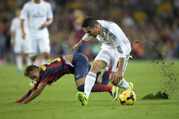 El Barça se lleva un clásico igualadísimo y abre hueco en la Liga