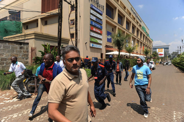 '¡Papá, estoy herido, ayúdame!', suplica superviviente en Nairobi