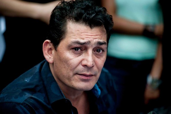 Hospitalizan a hijo de Joan Sebastian