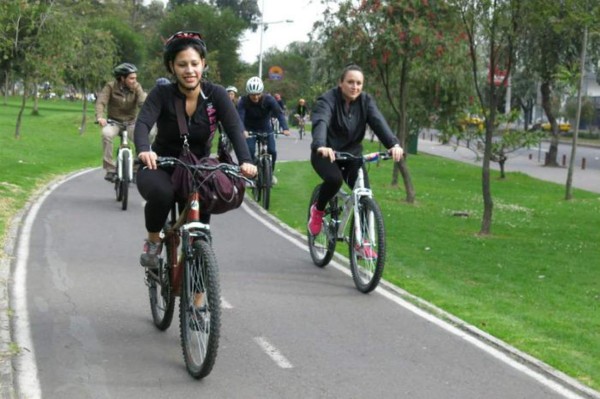 Ir al trabajo en bicicleta o caminando lo mantiene en forma