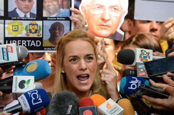 Diosdado Cabello atribuye denuncias de Tintori a plan para desprestigiar militares