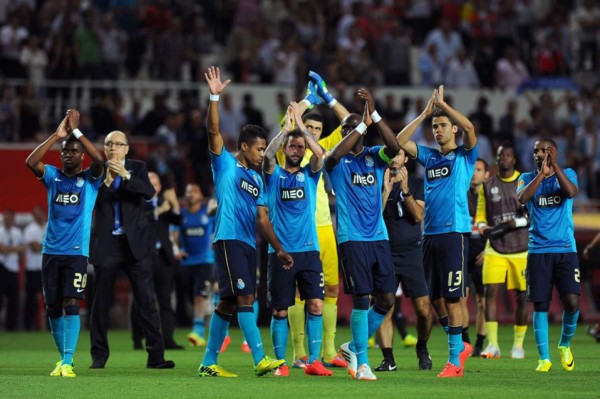 Sevilla se da un festín ante un desconocido Porto y pasa a semifinales