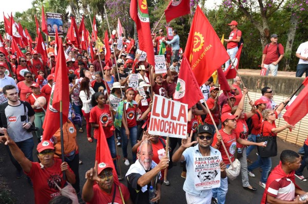 La popularidad de Lula, arma de doble filo para la izquierda de Brasil