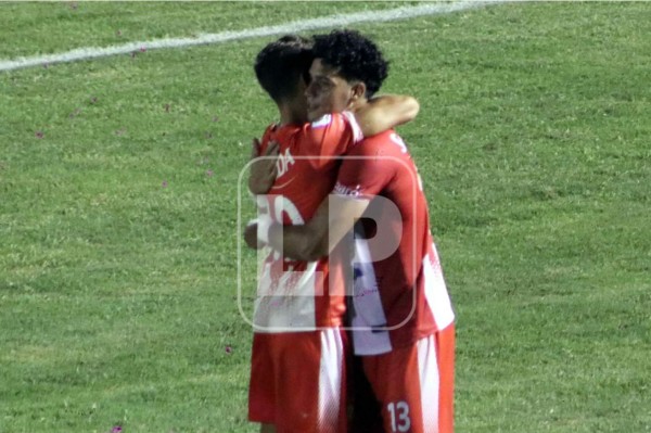 Ángel Tejeda fusiló al Honduras Progreso y pone al Vida en la cima del Torneo Apertura 2021