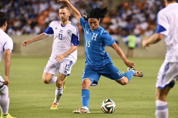 Video: El golazo de Roger Espinoza en una noche amarga para Honduras