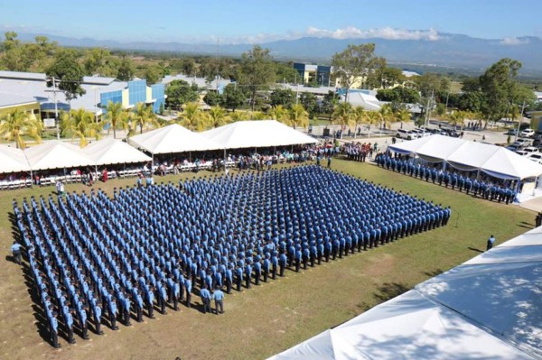 Más de mil nuevos agentes se suman a las filas de la Policía Nacional