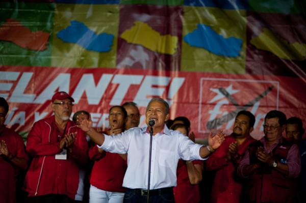 Izquierda salvadoreña busca adhesiones con miras a la segunda vuelta