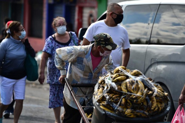 Coronavirus: Ancianos que viven solos se quedan sin alimentos