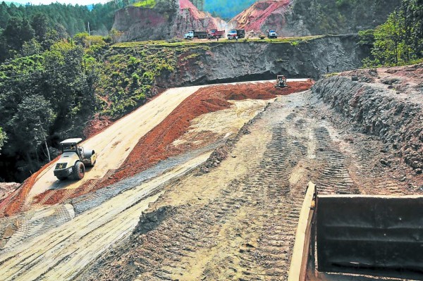 Suspendido el proyecto hidroeléctrico Patuca III por falta de fondos