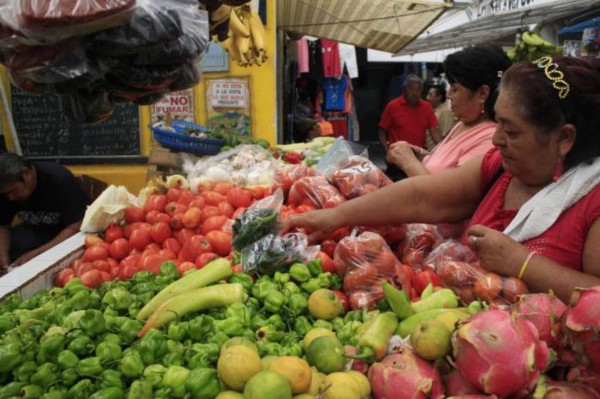 Preocupa alzas a productos básicos