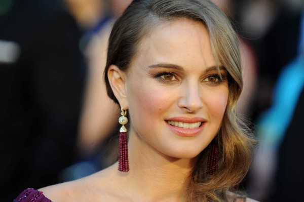 Natalie Portman se siente como 'abuela' al usar Instagram