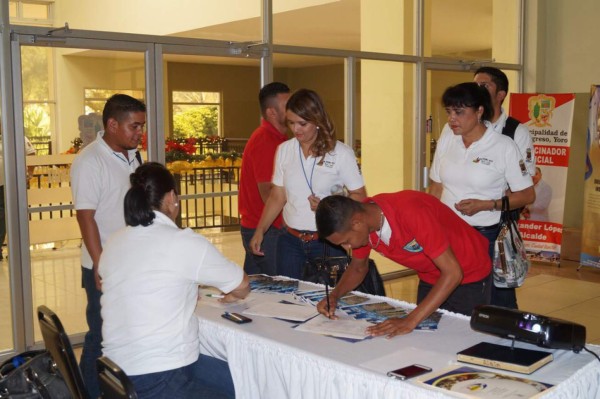 IP culmina capacitación de 25 técnicos de Catastro