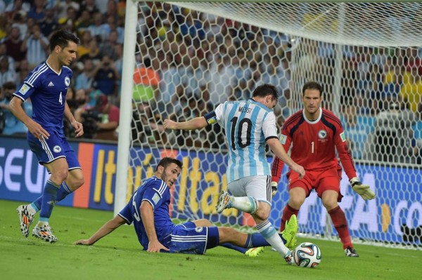 Gol de Messi genera 236,171 tuits en un minuto, pulveriza récord de tuits 