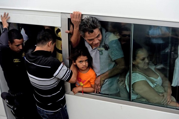 Pandillas mantienen paro de transportes en El Salvador