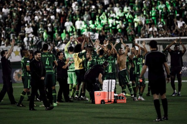 Chapecoense lanza portal para homenajes y pide respeto para las víctimas