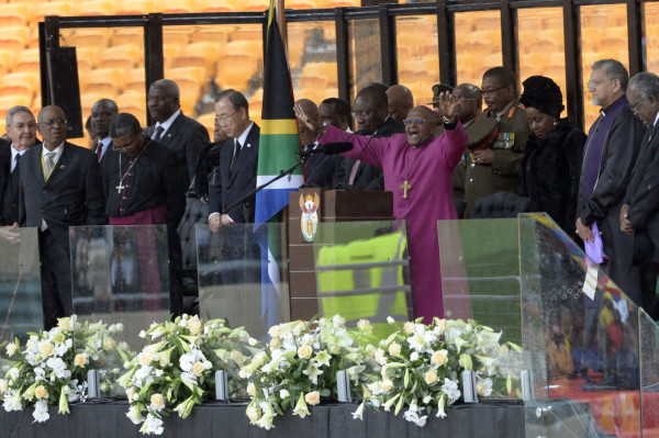 Mandatarios y sudafricanos rinden tributo a Mandela en su funeral