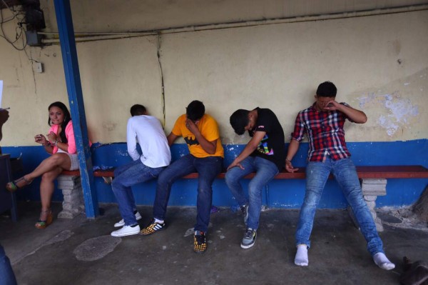 Capturan a supuesta banda de delincuentes en el barrio Suyapa