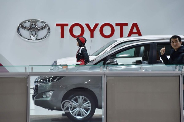 Japón defiende a Toyota tras el ataque de Trump