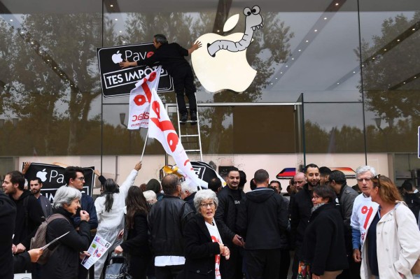 Lanzamiento del iPhone X causa locura entre sus compradores