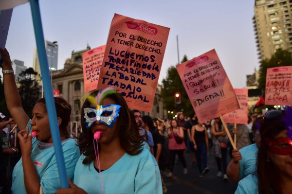 Mujeres ganan 16% menos que los hombres en América Latina