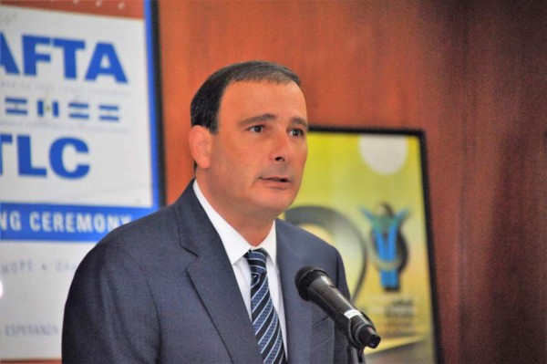 Cohep llama a resolver sin demora problemas en el cobro eléctrico