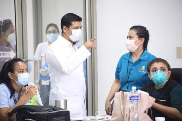 Instalan comando COVID-19 en la Unah-vs para desarrollar plan estratégico para Cortés
