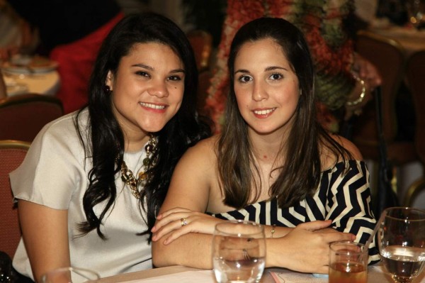 Festejo rosa por Valeria