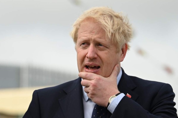 Boris Johnson niega haber mentido a la reina para acelerar Brexit