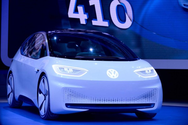 Autos eléctricos se abren espacio en el Salón de París