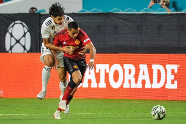 Manchester United amarga el debut de Lopetegui con Real Madrid