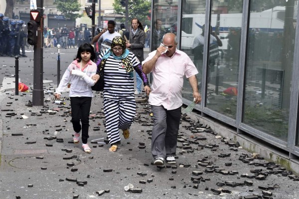 Violentas protestas dejan heridos y detenidos en Francia