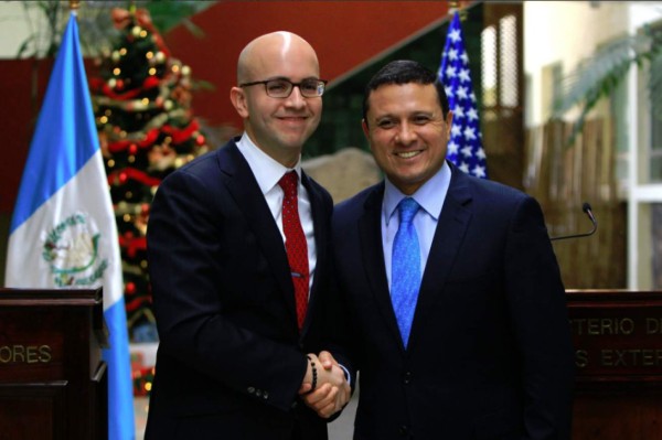 EUA garantiza apoyo para frenar migración de CA