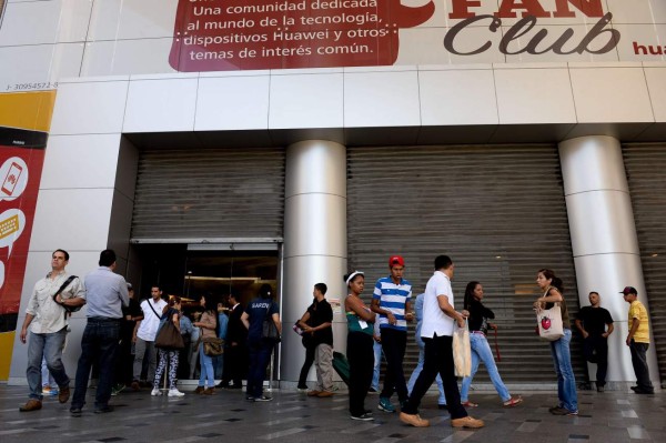 Declaran 'crisis humanitaria' por escasez en Venezuela