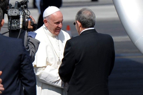 El Papa llega a Cuba para histórico encuentro con el patriarca Kiril