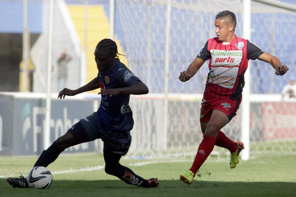 Motagua alza vuelo en el Nacional