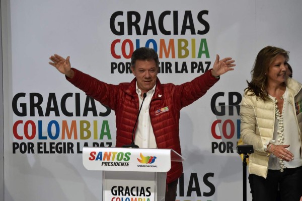 Santos encara campaña difícil para la segunda vuelta presidencial en Colombia