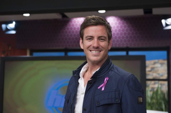 Actor de 'La vecina' abandona entrevista porque confunden su nombre