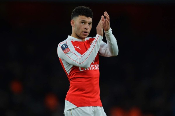 Liverpool ficha a Oxlade-Chamberlain