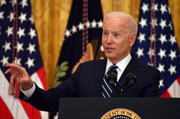 Biden minimiza crisis fronteriza y dice que México se niega a acoger a migrantes deportados