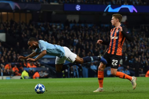 ¡Escándalo! El insólito penal sancionado a favor del Manchester City en la Champions