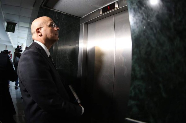 Justicia salvadoreña, en polémica por declarar que tocar a niña no es delito