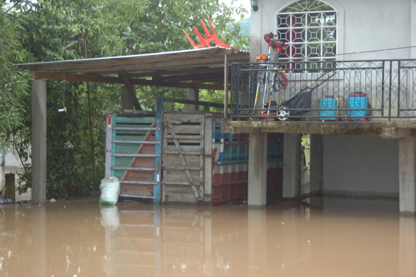 Destrozos y un muerto, el saldo del temporal