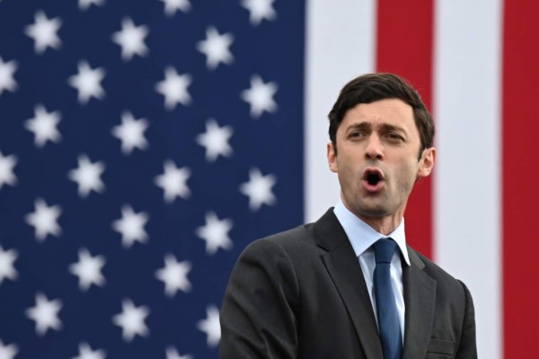 El demócrata Ossoff se declara ganador de las elecciones en Georgia