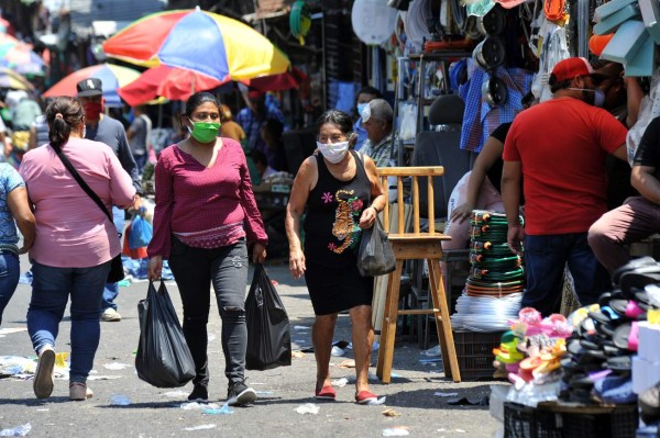Deben acelerar el uso de las pruebas rápidas de COVID-19