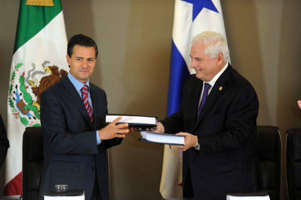 Firmado TLC entre México y Panamá