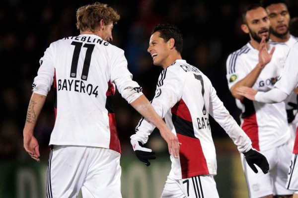 'Chicharito' Hernández sigue enrachado con el Bayer Leverkusen