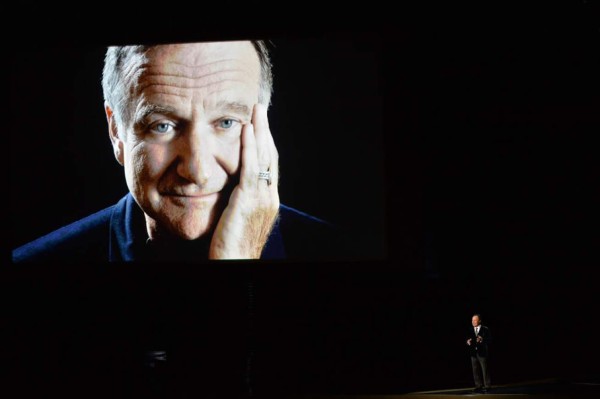 Los Emmy recuerdan a Robin Williams: 'La estrella más brillante'