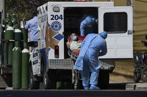 Héroes caídos: Más de un centenar de trabajadores de la salud han muerto por la pandemia