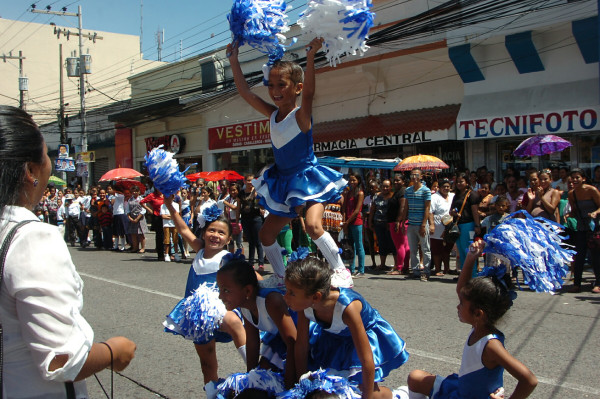 Festejan la independencia en cada rincón del país